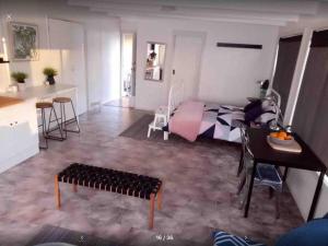 Husky 3 bedroom House & Studio Suite stayinjervisbay com