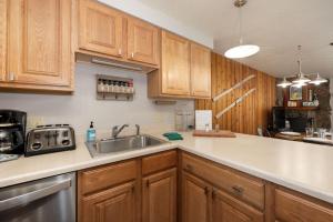Beaver Village Unit #0823