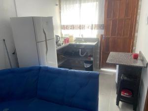 Kitnet 1200 m do mar entre praia da Enseada e Ubatuba