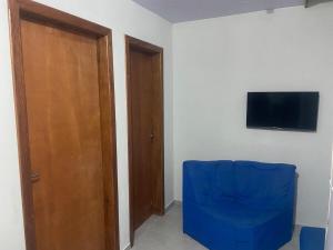 Kitnet 1200 m do mar entre praia da Enseada e Ubatuba