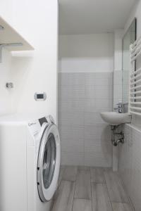 South Milan Cozy House University