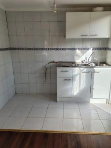 Valle de Elqui Horcon , Hermosa cabaña equipada para 2 personas max 3 a 5 minutos del Rio Estero Derecho con pozones con acceso liberado excelente ubicación en el pueblo cerca de negocios, botillerias y paradero