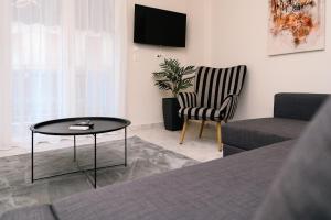 Central Apartment Serres No2
