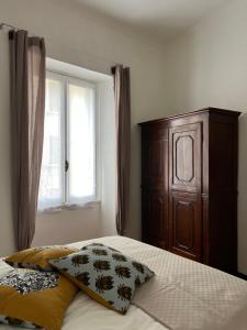 Cute little apartment for two. Near Metro & Fiera