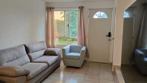 Xochicalli Casa con alberca y jardín en Xochitepec