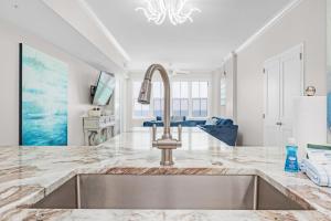 The Inn At Crystal Beach #503b