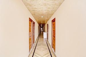 Hotel O OM VILLA RESIDENCY Near Lotus Temple