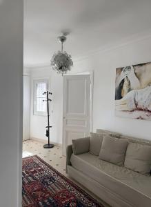 Elegant Apartment - Arc de Triomphe