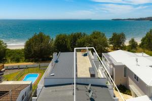 Ivory Coast - Waterfront Duplex