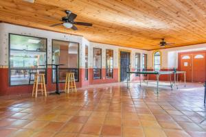 Happy Hours Beautiful Master Suite Quiet Neighborhood