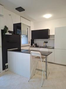 Flower House Bilocale Moderno vicino Fiera Milano