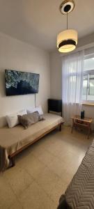 Depto edificio Sacoa-Moderno dos ambientes-Pleno centro