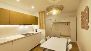 T2 moderne & cosy 300m gare Escapade Citadine