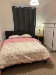 2 bedroom apartment near Wolverhampton train station