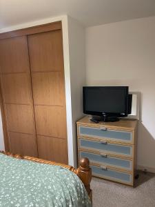 2 bedroom apartment near Wolverhampton train station