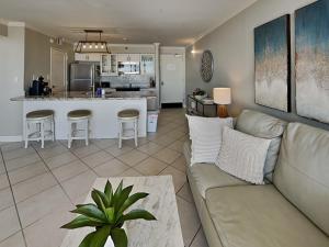 San Luis 736 - Oceanfront Paradise