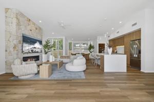 Quiet Coastal Retreat with BBQ & Outdoor Space