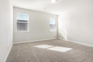 5BR 3BA Waterfront Home Near Highway and Area Attractions