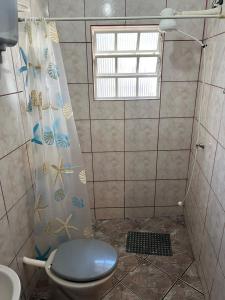 Quarto casal banheiro kitnet Antonina há 15 km de Morretes