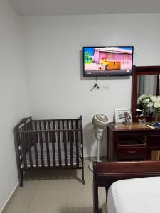 Paramount 3-Bedroom Apartment with Parking