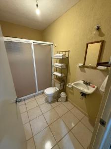 BONITA CASA 2 plantas al sur de León Gto