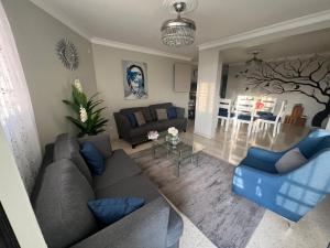 madrigal 1-3br with parking