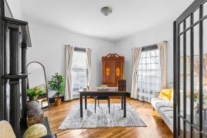 stunning Thomasville home