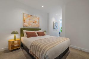 Westside Place Spacious Two-Bedroom City Suite