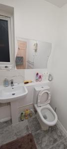 Quiet ONE bedroom apartment in south east london