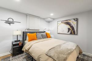 STUNNING AND MODERN place to stay in Franklin Park IL