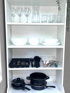 u5-Traditional QLD unit with backyard-Fresh-Quiet Leafy Centre-NewAC SmartTV