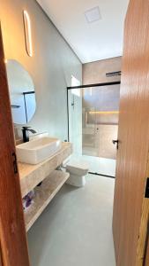 Residencial Jerusalém with 5 suites in Prado BA