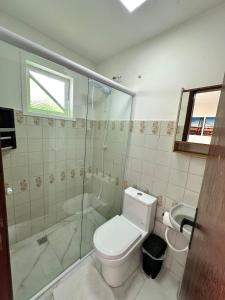 Casa com Churrasqueira poucos metros da Praia