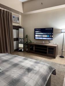 81 Newport Across NAIA Terminal 3 C1-7O