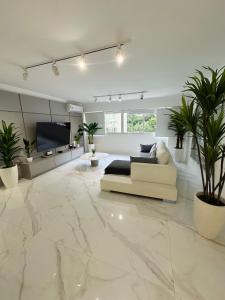 Apartamento Luxuoso e moderno no Leme e Copacabana !