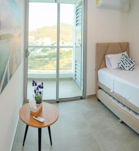 New apartment with ocean views Playa Salguero