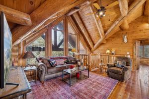 Rare Ultra-Luxury Torreon Log Cabin