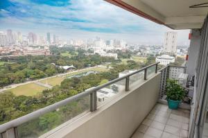 Eton Baypark Manila Bay