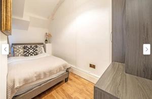 3 bedrooms flat in Cadogan Square with terrace