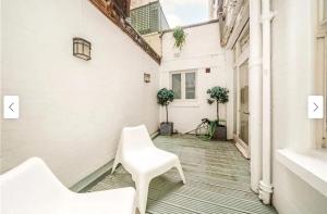 3 bedrooms flat in Cadogan Square with terrace