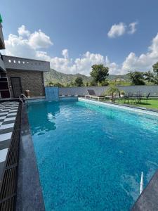 Hill Touch Villa