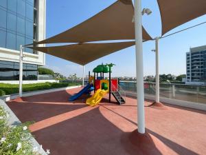 Luxurious Waterfront 2-Bedroom Apartment in RAK Hosted by Desert City Stays