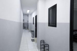 V1 Hotel Near Mangga Besar