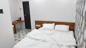 Vijay Cozy Corner rooms
