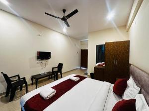 Surabhi Comforts Inn
