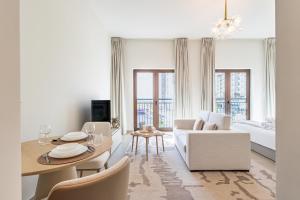 Charming Studio next 5 min walk to Formula 1, Golf Course, and Yas Water World