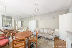 Unique one-bedroom apartment near the Arc de Triomphe