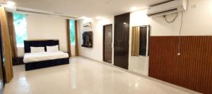 Sri Mahal Banquet And Resort