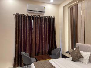 Hotel Highway Retreat