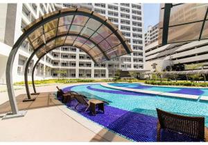 CL Urban Homestay Cozy 1BR near BGC & NAIA